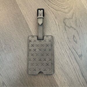 Johnston & Murphy gray leather luggage tag